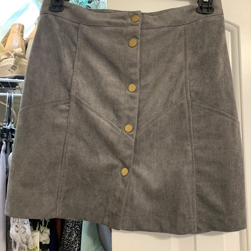 boutique suede button up skirt